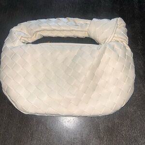 Cream purse